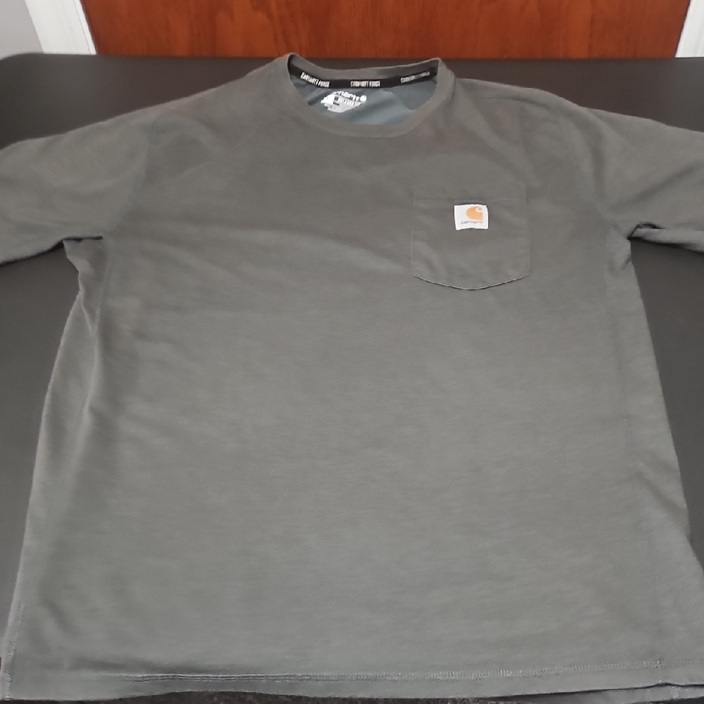 Carhartt Short Sleeve Pocket Tee in Olive Green